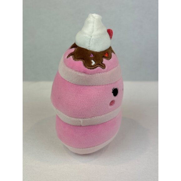Squishmallows Shelly Strawberry Pancake Pink & White 6" Plush - Picture 7 of 9